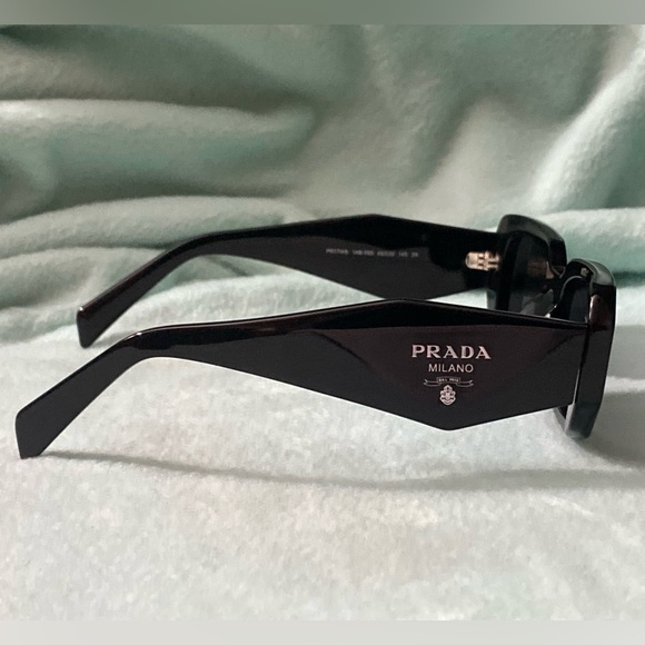 Prada pr17ws Sunglasses with extras and Free Shipping - Picture 3 of 10